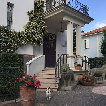 Villa Maldestra Rimini Bagian luar foto