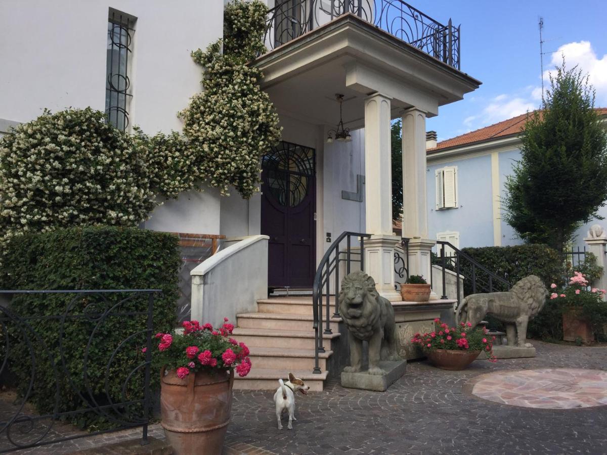 Villa Maldestra Rimini Bagian luar foto